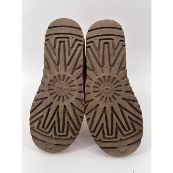 UGG Boots Size 7 Classic Fur  Sherpa Cuff‎ Pink Crystal Festival Boho Coquette - Picture 7 of 12